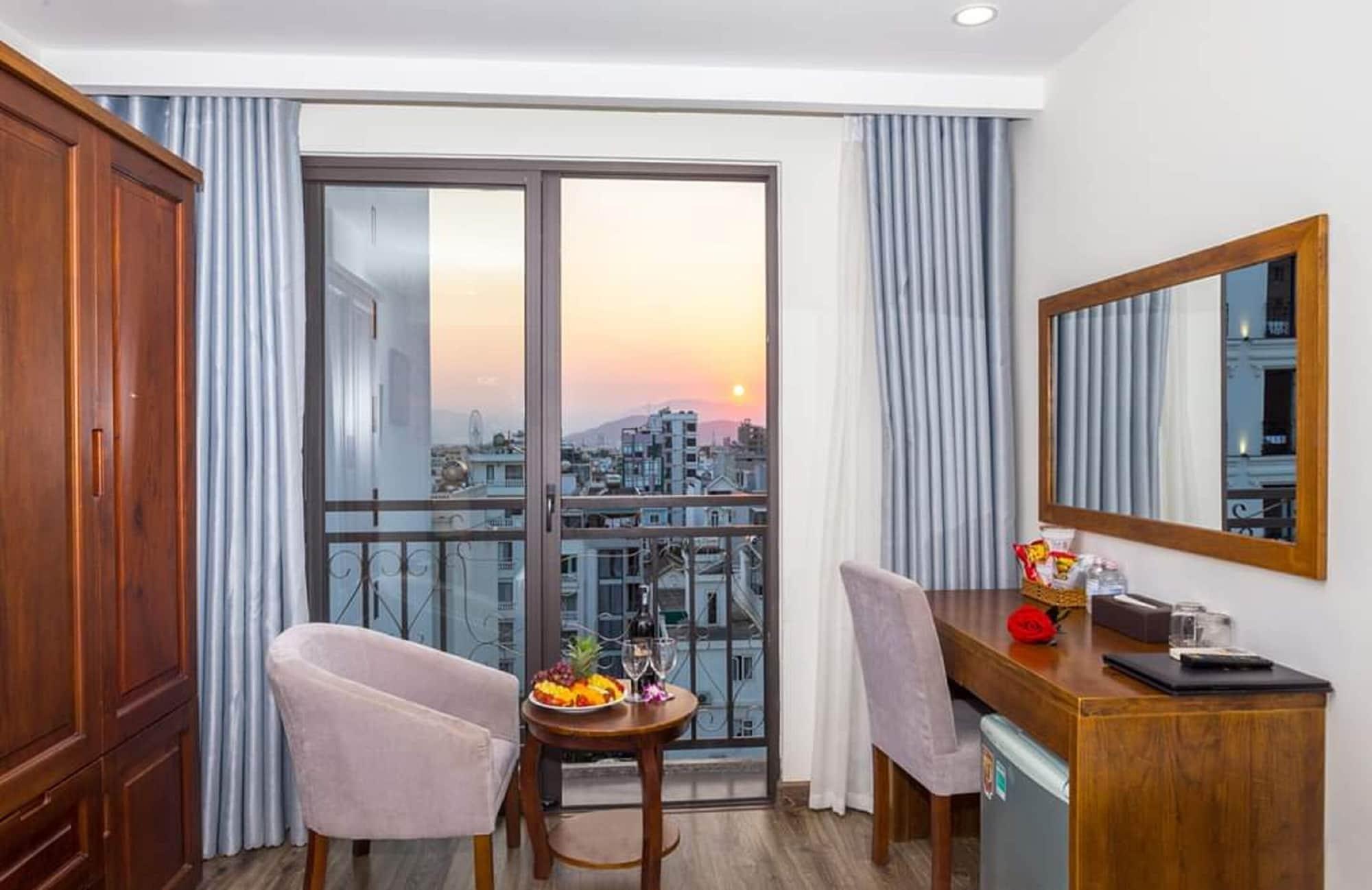 Royal Charm Hotel Da Nang Dış mekan fotoğraf